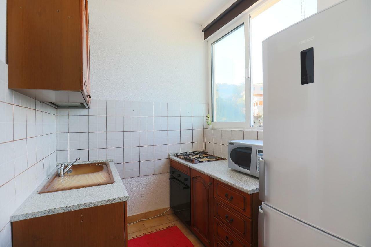 Apartments Savar - Ilo Brbinj Eksteriør billede