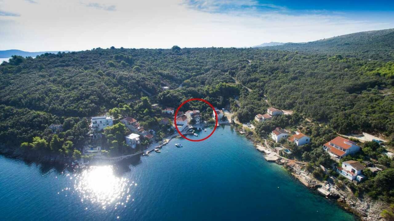 Apartments Savar - Ilo Brbinj Eksteriør billede